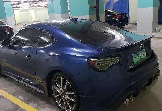 Selling Toyota  GT 86 2013 Model.-2