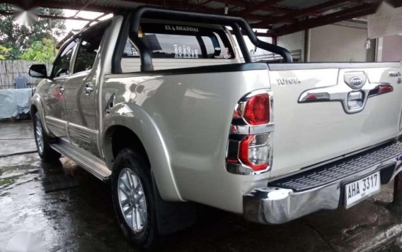 Toyota Hilux G MT 2015 super sariwa-8