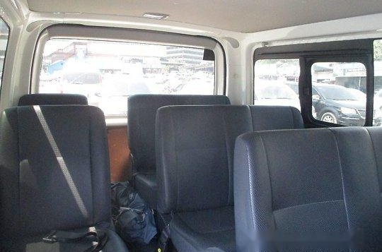 Toyota Hiace 2017 COMMUTER MT for sale -8