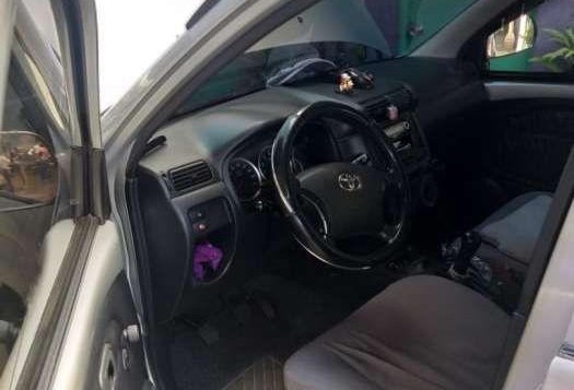 Toyota Avanza 2011 J for sale-5