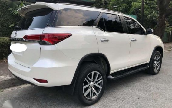 2017 Toyota Fortuner V casa maintained for sale-1
