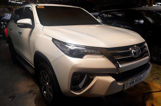 Toyota Fortuner 2017 V AT for sale -1
