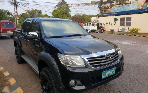 Toyota Hilux G Manual 4x2 2012 for sale 