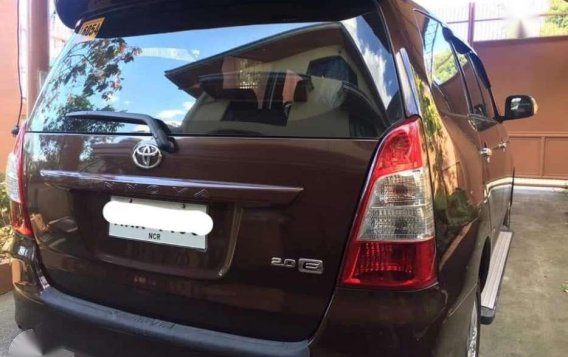 FOR SALE: Toyota Innova 2014 Manual Gas 2.0E -4