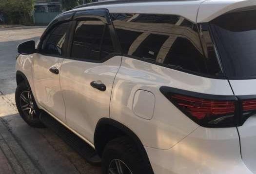 2018 Toyota Fortuner G AT Diesel for sale -9