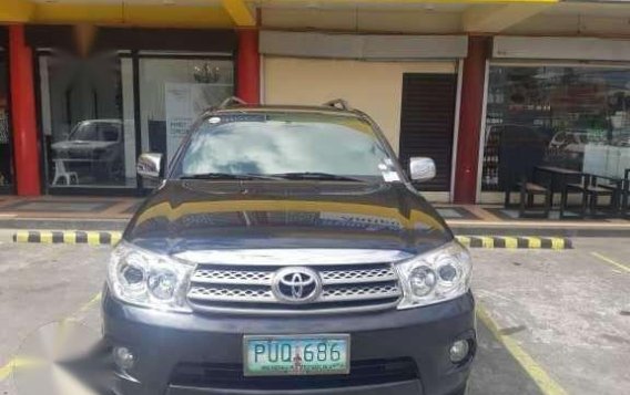 Toyota Fortuner G Automatic Diesel 2011 model-3