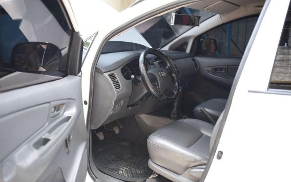 Toyota Innova 2015 J for sale -5