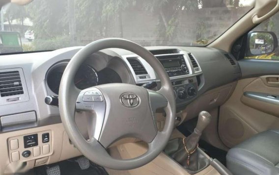 Toyota Hilux G Manual 4x2 2012 for sale -6