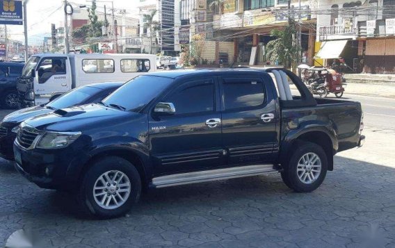 Toyota Hilux G 2013 MT Diesel 4x2 for sale -2