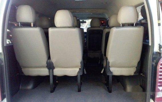 Toyota Hiace 2011 for sale-4