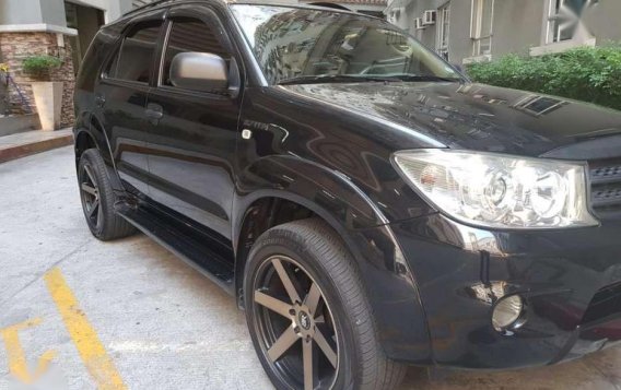 Toyota Fortuner 2011 for sale-3