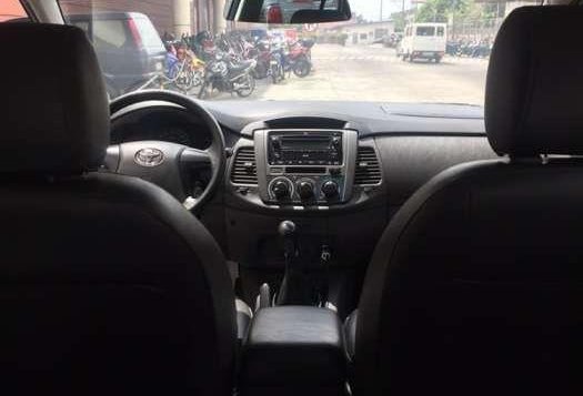 Toyota Innova 2013 2.0 J Manual for sale-11