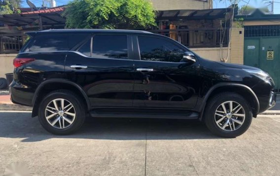 Toyota Fortuner V 2017 for sale-4