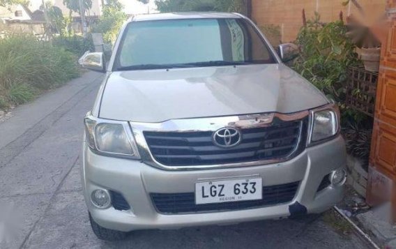 Toyota Hilux 2012 4x2 MT All original-3