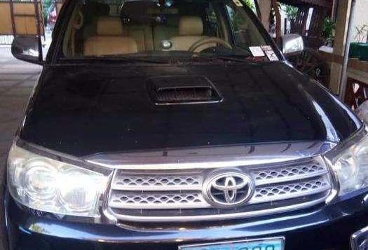 Toyota Fortuner 2010 for sale-1