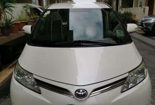 2010 Toyota Previa White Top of the line-9