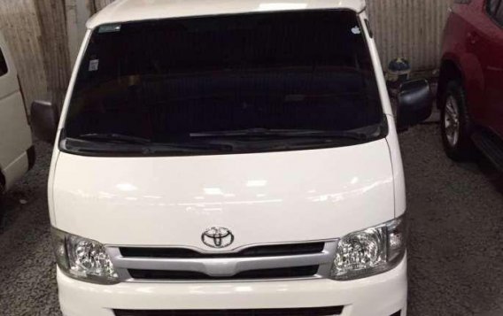 2013 Toyota Hiace Commuter MT for sale