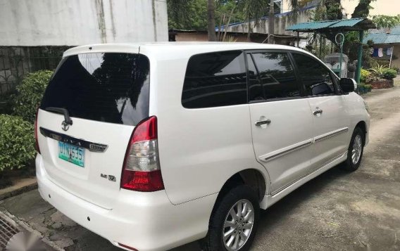 Toyota Innova V D4D automatic turbo diesel 2012 model-3