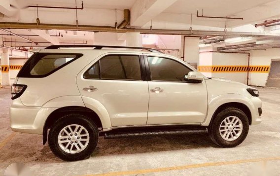 Toyota Fortuner 2014 V 4x2 for sale -3