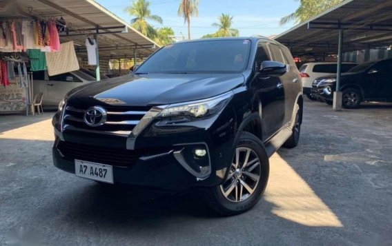 2018 Toyota Fortuner 2.4 V for sale 