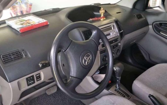 Automatic Toyota Vios 2004 for sale-8