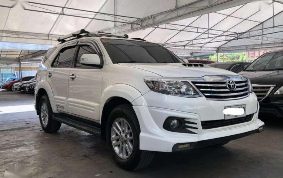 Very Fresh 2014 Toyota Fortuner G Diesel Automatic -2