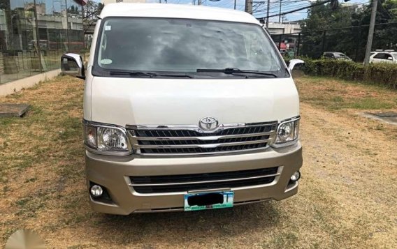 Toyota Hiace Super Grandia 2013 for sale