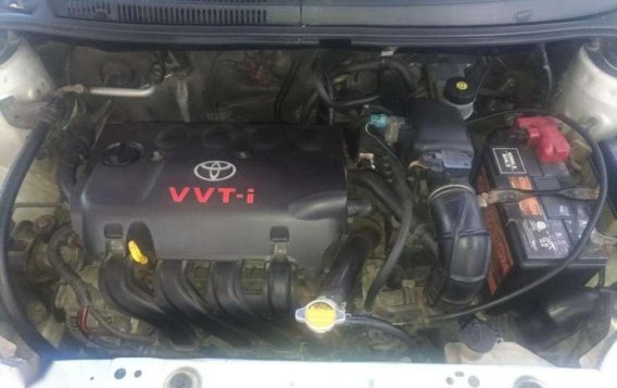 2004 model TOYOTA Vios E Manual transmission-5