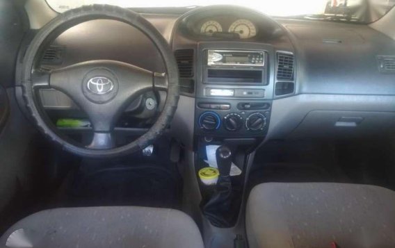 2004 model TOYOTA Vios E Manual transmission-4