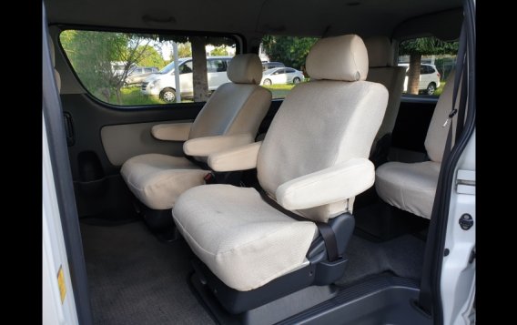 2013 Toyota Hiace Super Grandia AT-3