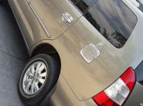 Toyota Innova 2010 for sale-2