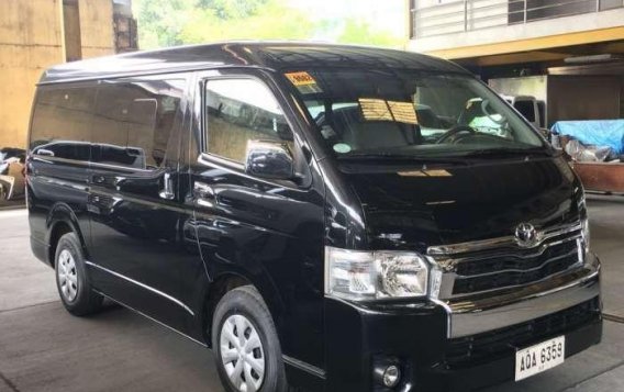 2015 Toyota Hiace SUPER GRANDIA AT 20T kms only cash or financing-2