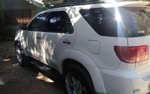 Toyota Fortuner 2006 4x2 Automatic for sale-8
