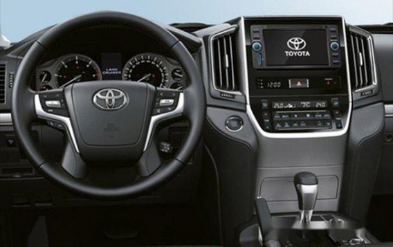 Toyota Land Cruiser Standard 2019 for sale-4