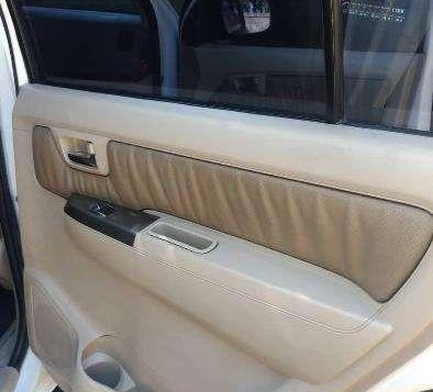 Toyota Fortuner 2006 4x2 Automatic for sale-1