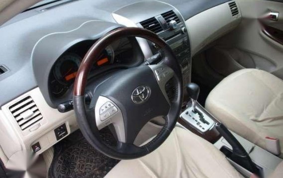 2013 Toyota Corolla Altis for sale-3