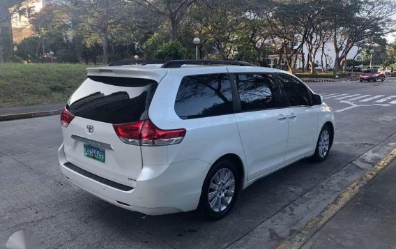 2014 Toyota Sienna Limited Pearl white - Original paint