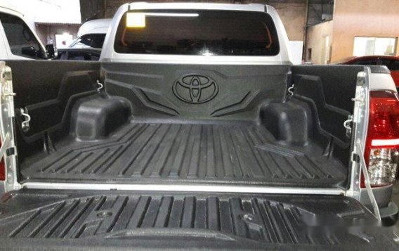 Toyota Hilux 2018 for sale-8