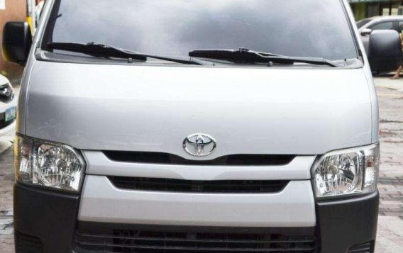 2014 Toyota Hiace Commuter  TOP of the Line-7