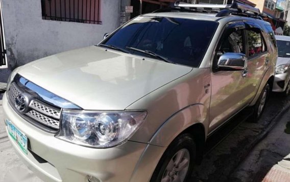 Toyota Fortuner 2011 for sale-2