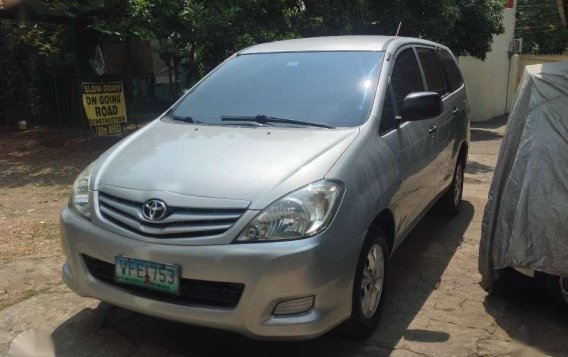 2011 Toyota Innova E for sale-4