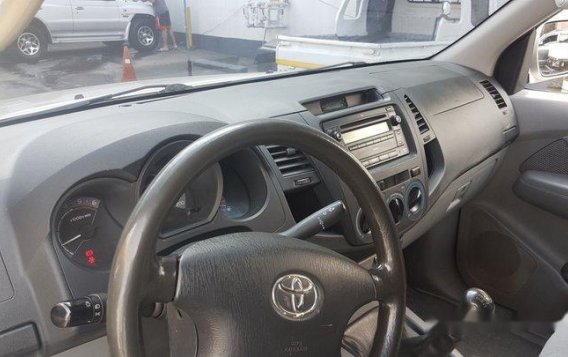 Toyota Hilux 2011 for sale -6