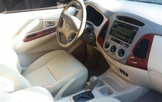 For sale: Toyota Innova G Matic Gas 2007-8
