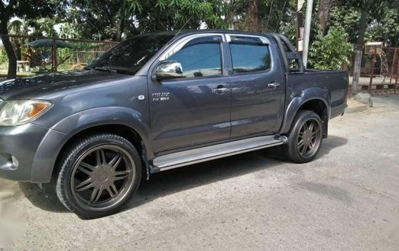 For sale.. 2007 Toyota Hilux G-2