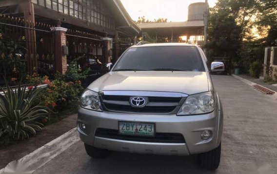 Toyota Fortuner G 2005 for sale-2