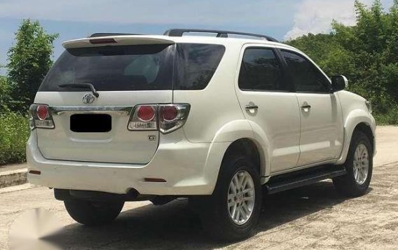 2012 Toyota Fortuner G 4x2 1st owned Cebu plate 4x2 manual trans-4