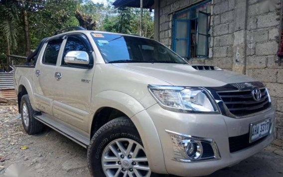 Toyota Hilux G 2.5engine 4x2 M/T 2015 FOR SALE-10