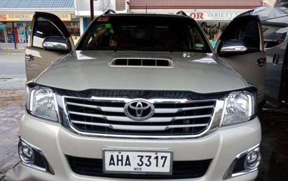 Toyota Hilux G 2.5engine 4x2 M/T 2015 FOR SALE-3