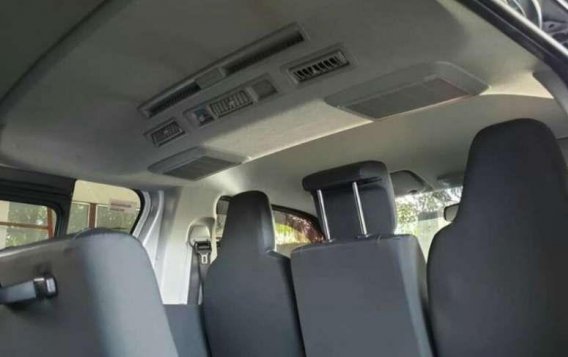 2018 Toyota Hiace Commuter 30 Manual FOR SALE-7