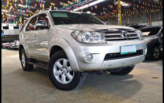 2010 Toyota Fortuner G AT DSL (4X2) FOR SALE